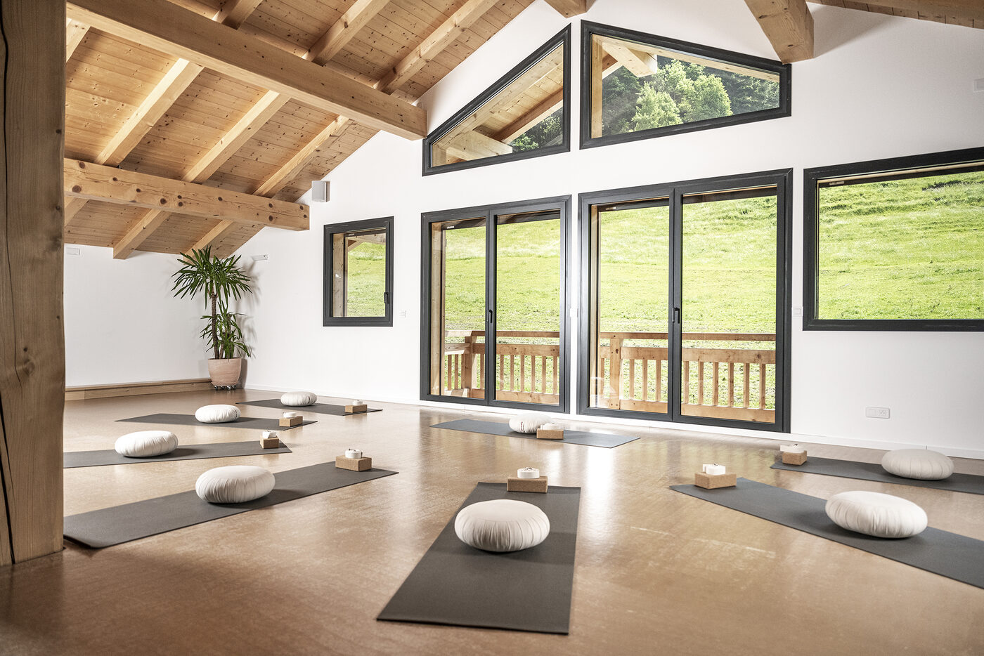 Studio de yoga équipé du chalet